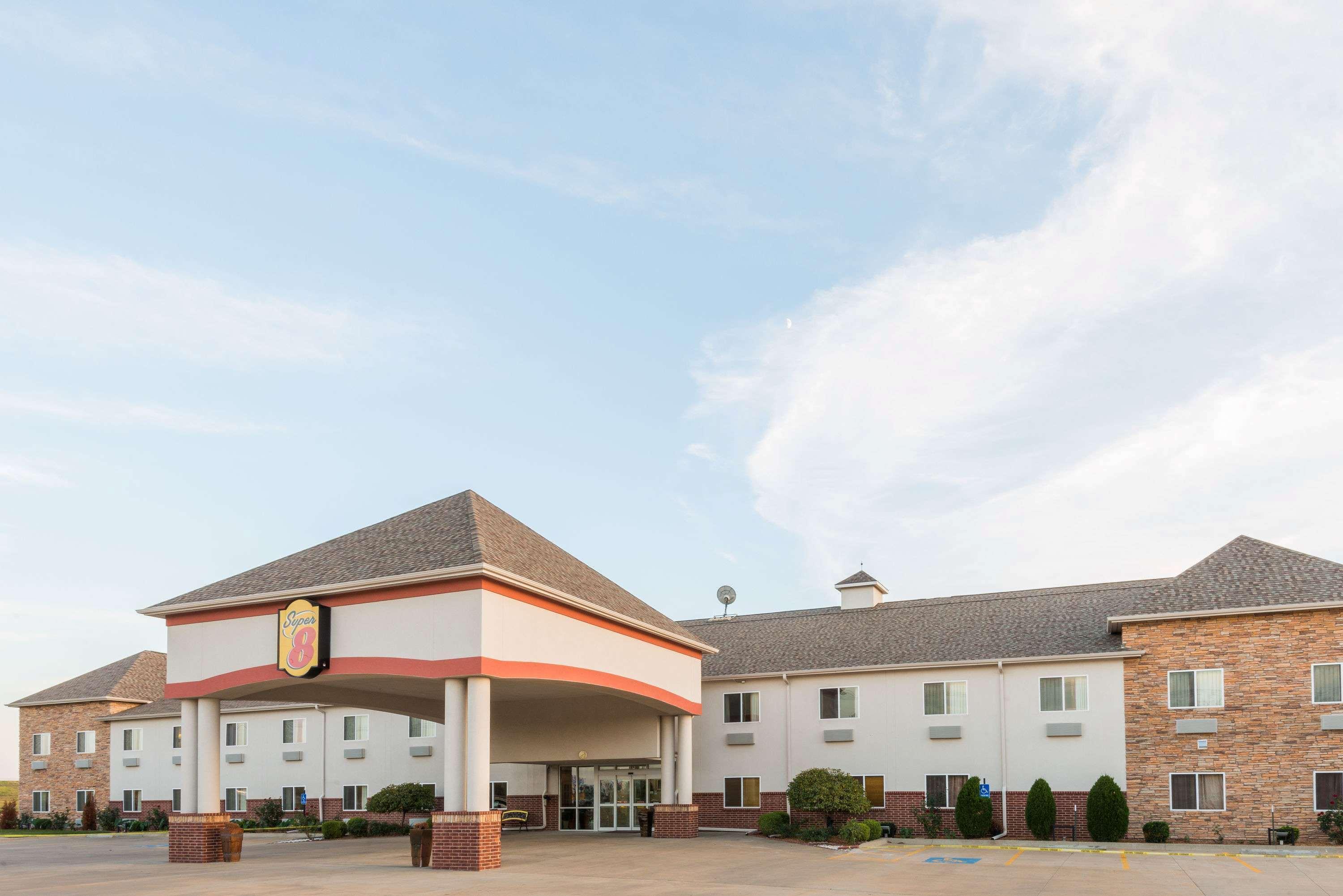 Hotel Super 8 By Wyndham Salina Zewnętrze zdjęcie