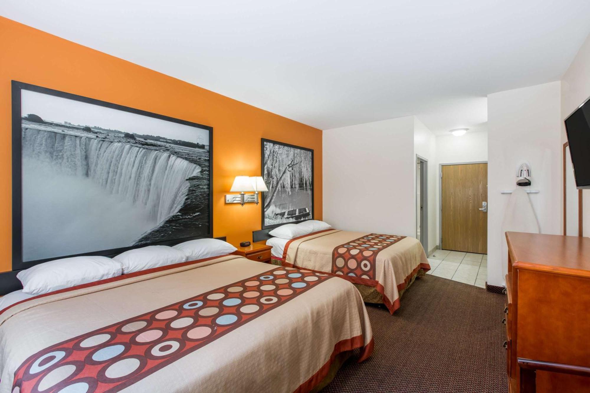 Hotel Super 8 By Wyndham Salina Zewnętrze zdjęcie