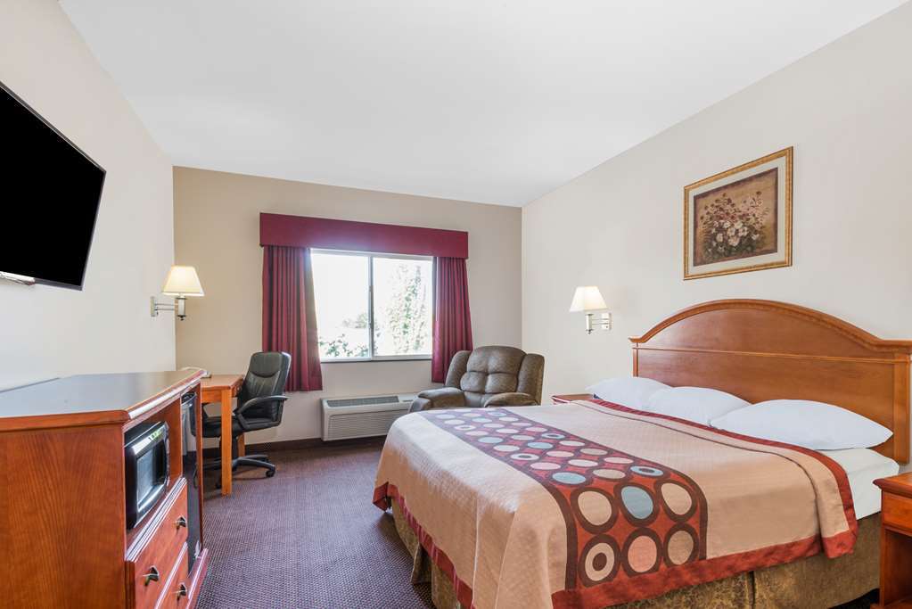 Hotel Super 8 By Wyndham Salina Pokój zdjęcie